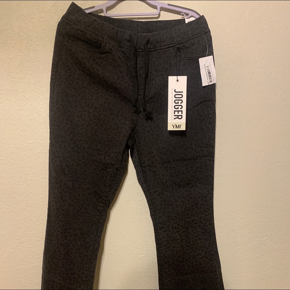 Cheetah Print Black Flare Pants!